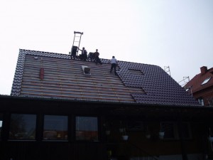 Dach wird gedeckt